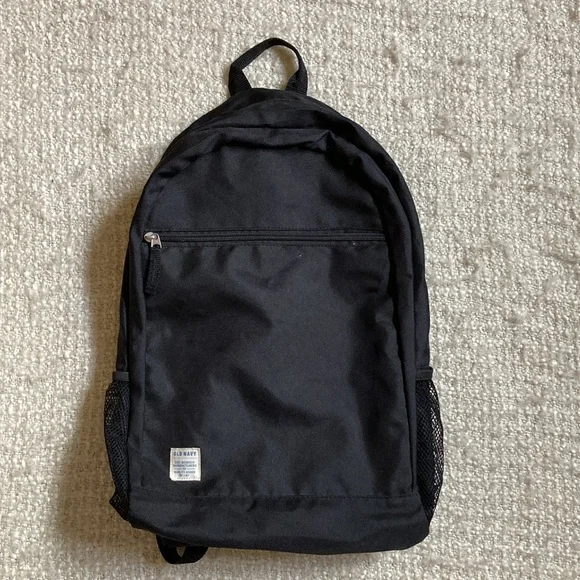 Old Navy | Bags | Nwot Old Navy Black Backpack | Poshmark display picture 3